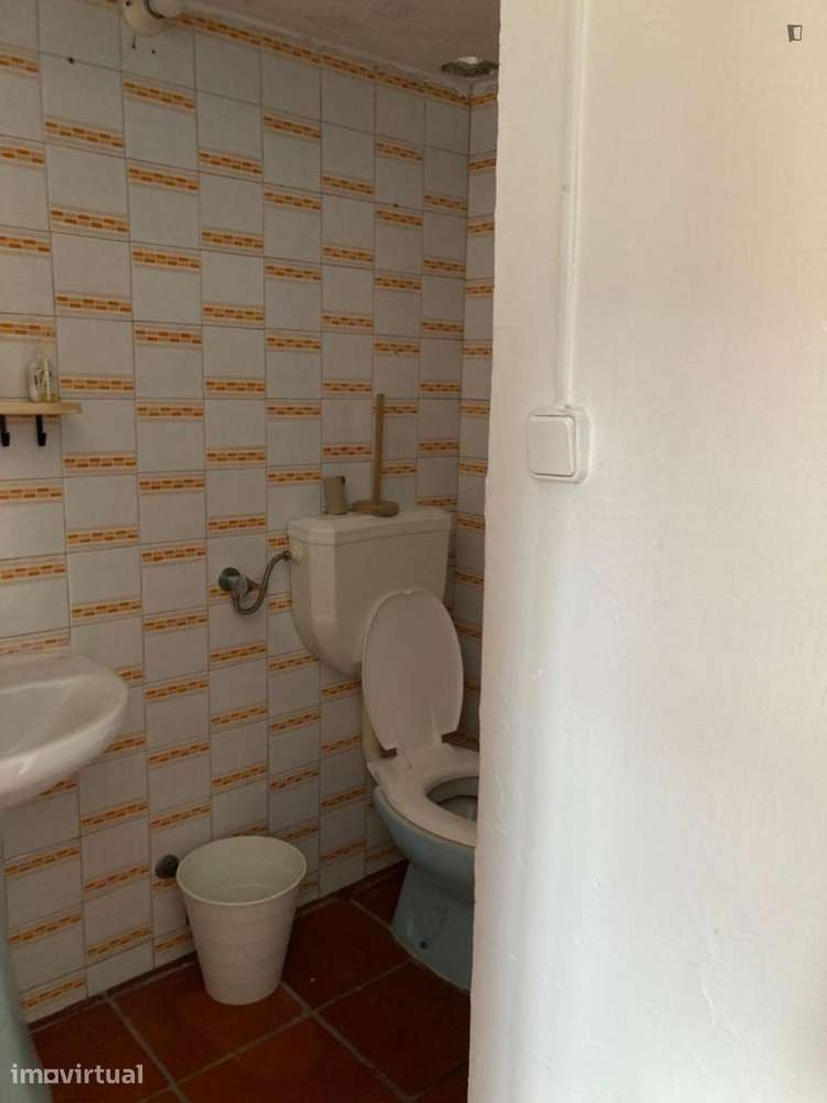 Estúdio - localizado em Paranhos Porto - Grande imagem: 2/14