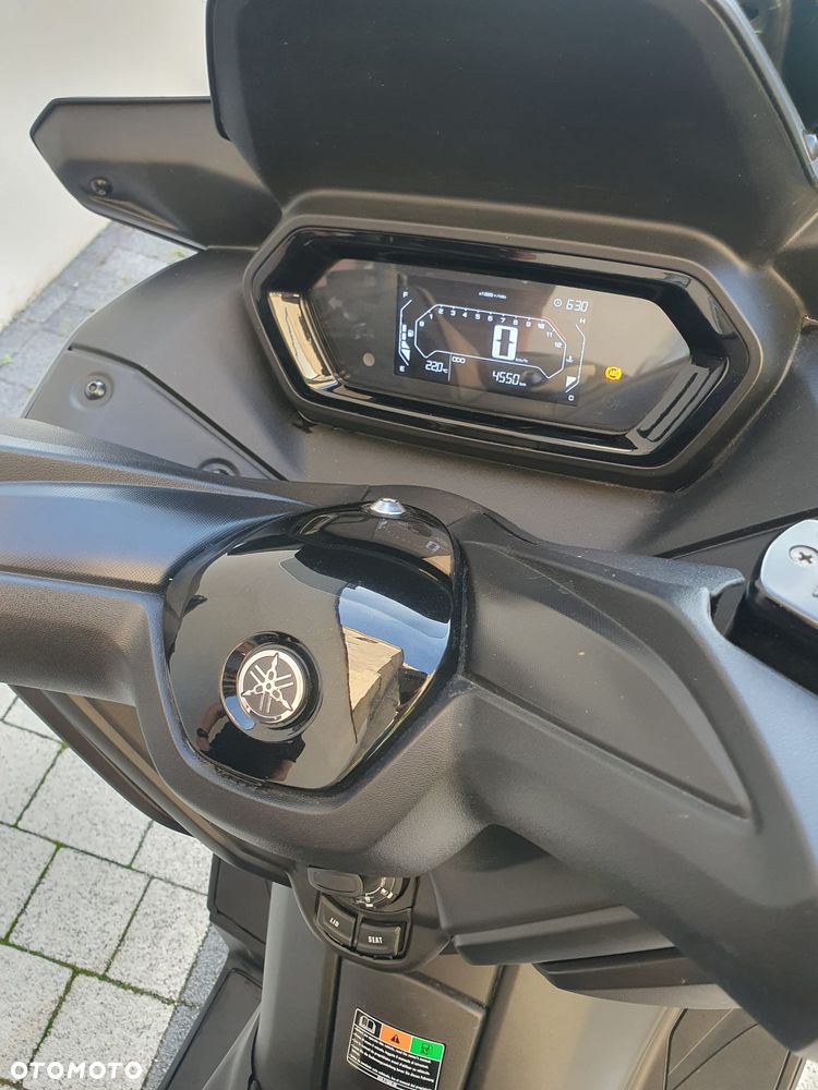 Yamaha X-max - 3