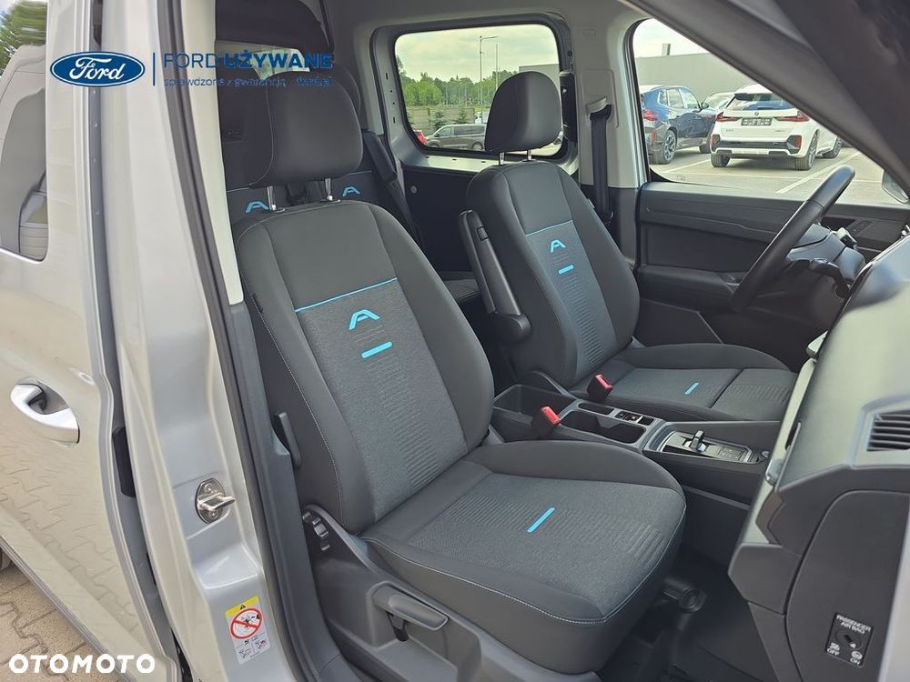 Ford Transit Connect - 7