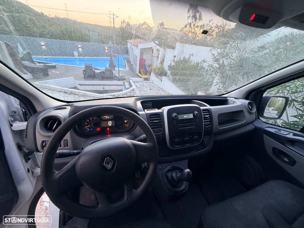 Renault Traffic - 4
