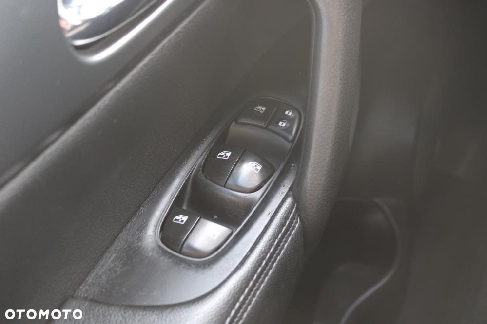 Nissan Qashqai - 33
