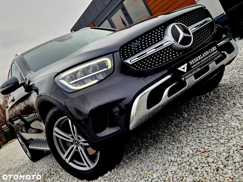 Mercedes-Benz GLC 220 d 4Matic 9G-TRONIC - 3