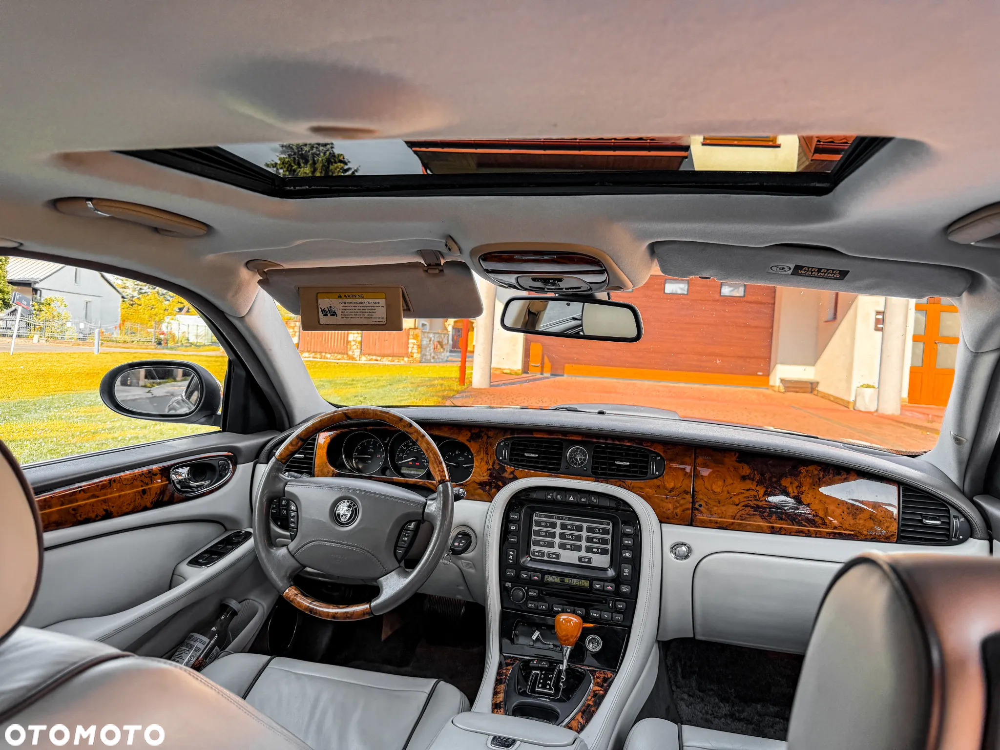 Jaguar S-Type 4.2 V8 High - 9