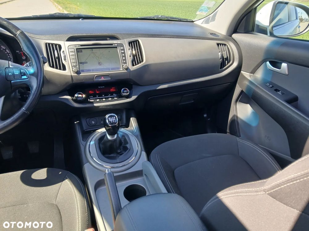 Kia Sportage 1.7 CRDI 2WD ISG Dream-Team Edition - 16