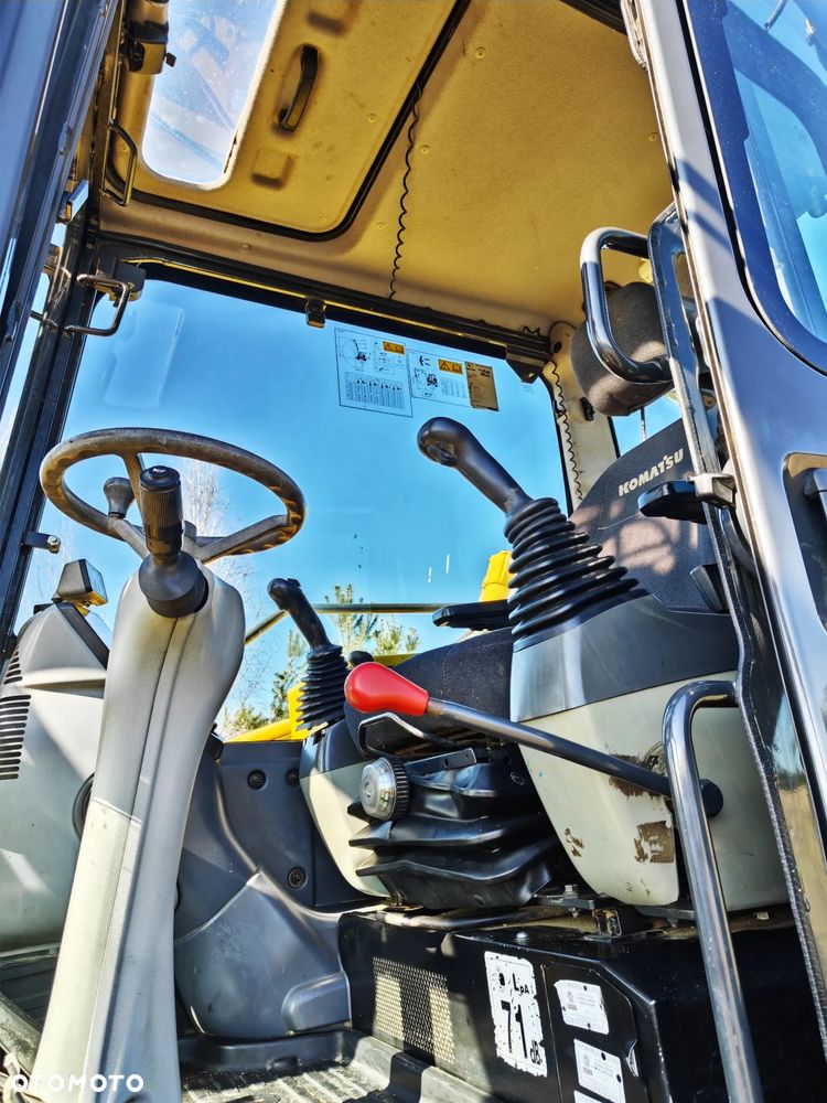 Komatsu PW 98MR-8 - 8
