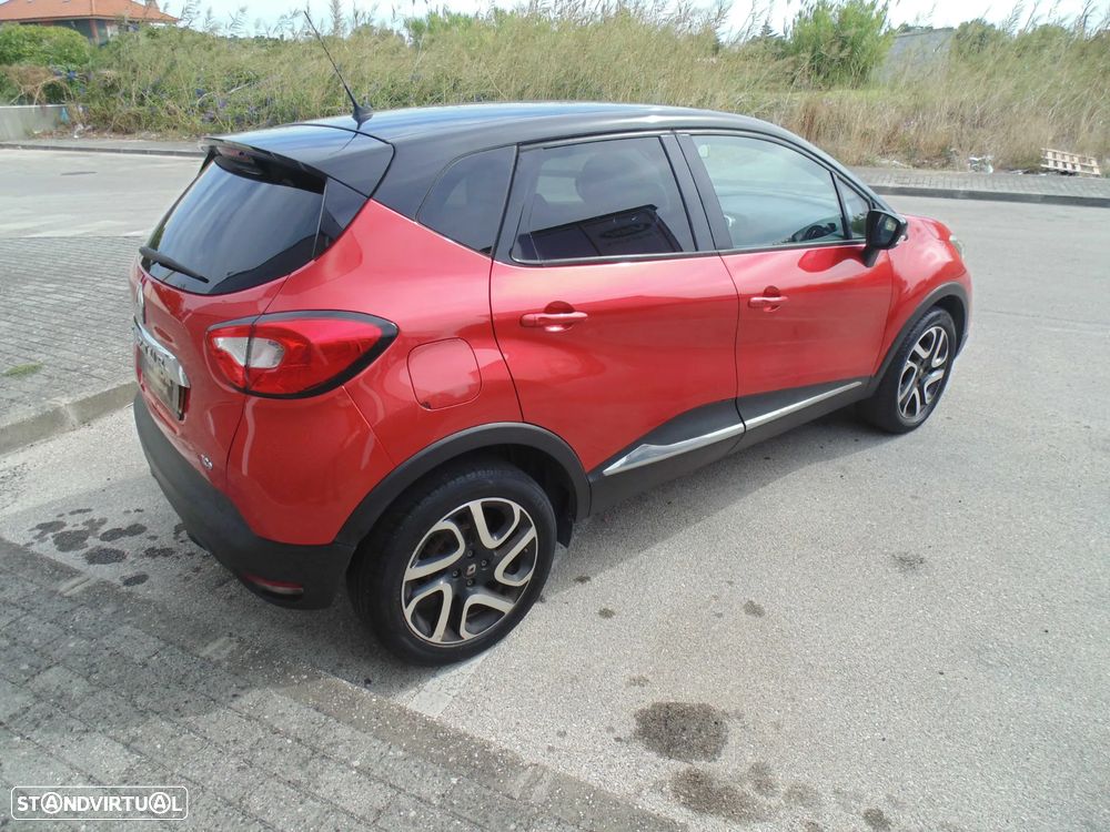 Renault Captur 0.9 TCE Exclusive - 10