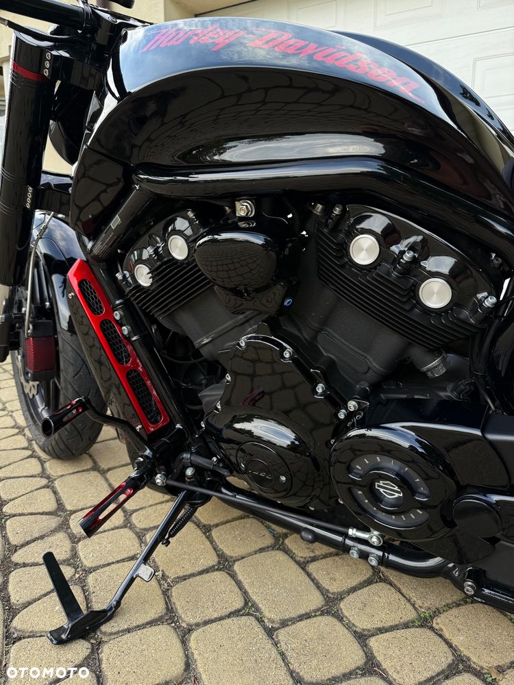 Harley-Davidson V-Rod Muscle - 18