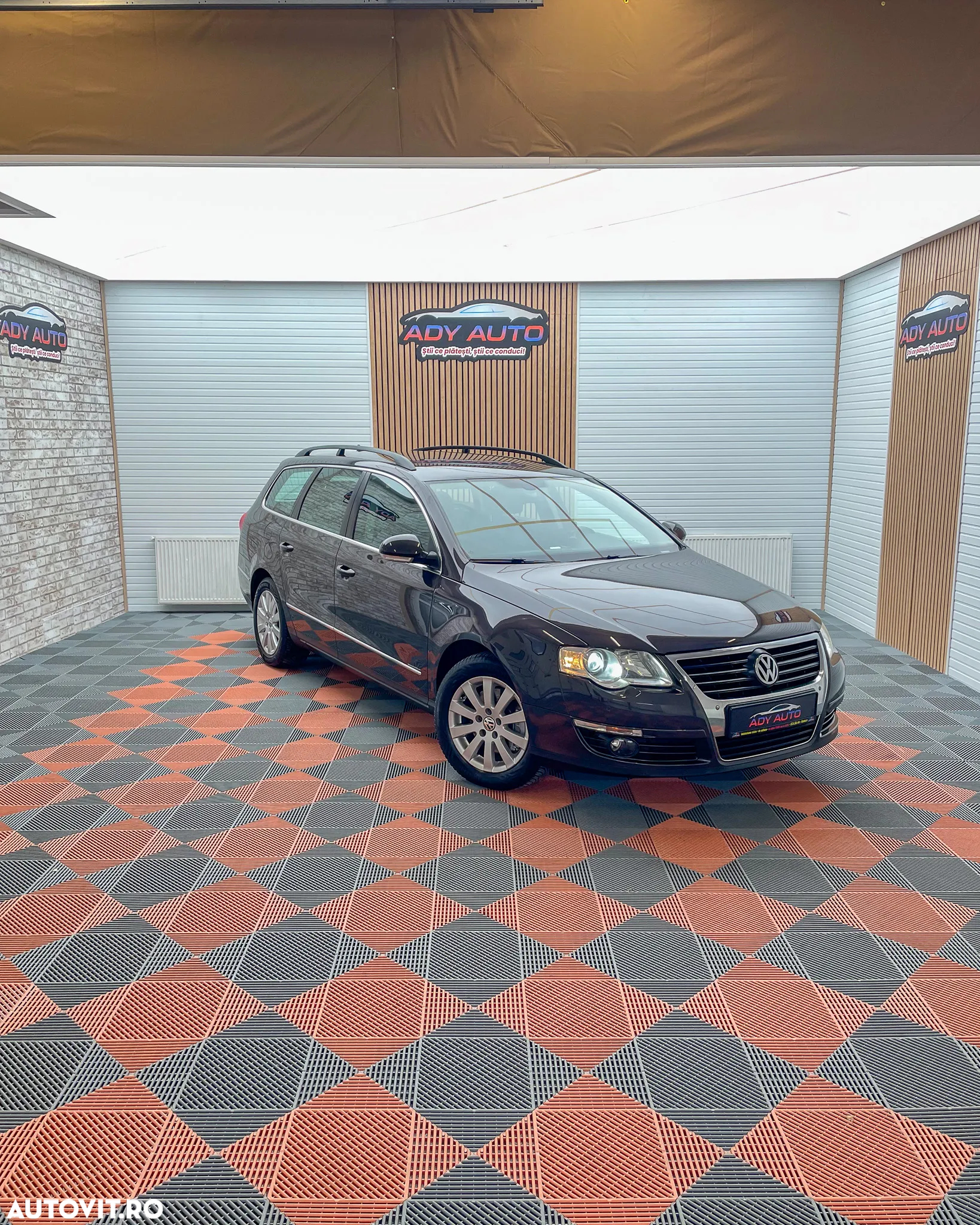 Volkswagen Passat Variant 2.0 Blue TDI DSG SCR Trendline - 3