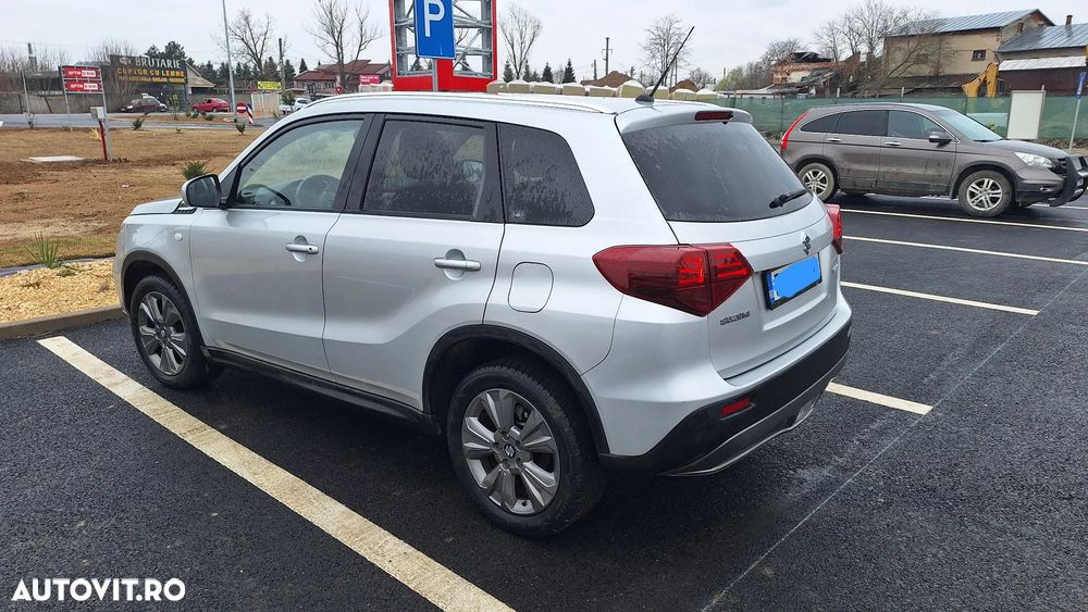 Suzuki Vitara 1.0 Passion - 7