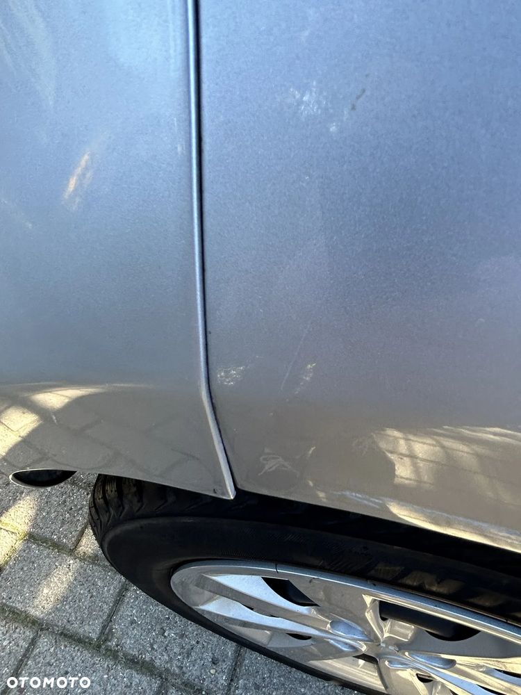 Kia Rio - 16