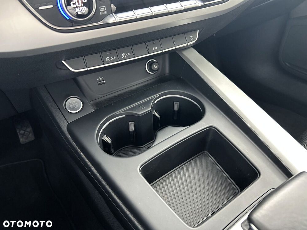 Audi A4 Limousine - 18