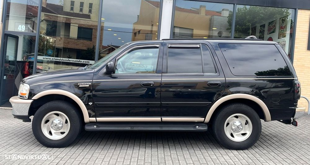 Ford Expedition - 26