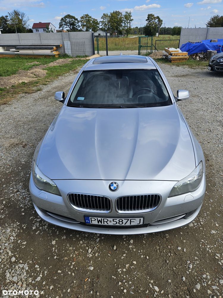 BMW Seria 5 528i xDrive Luxury Line - 10