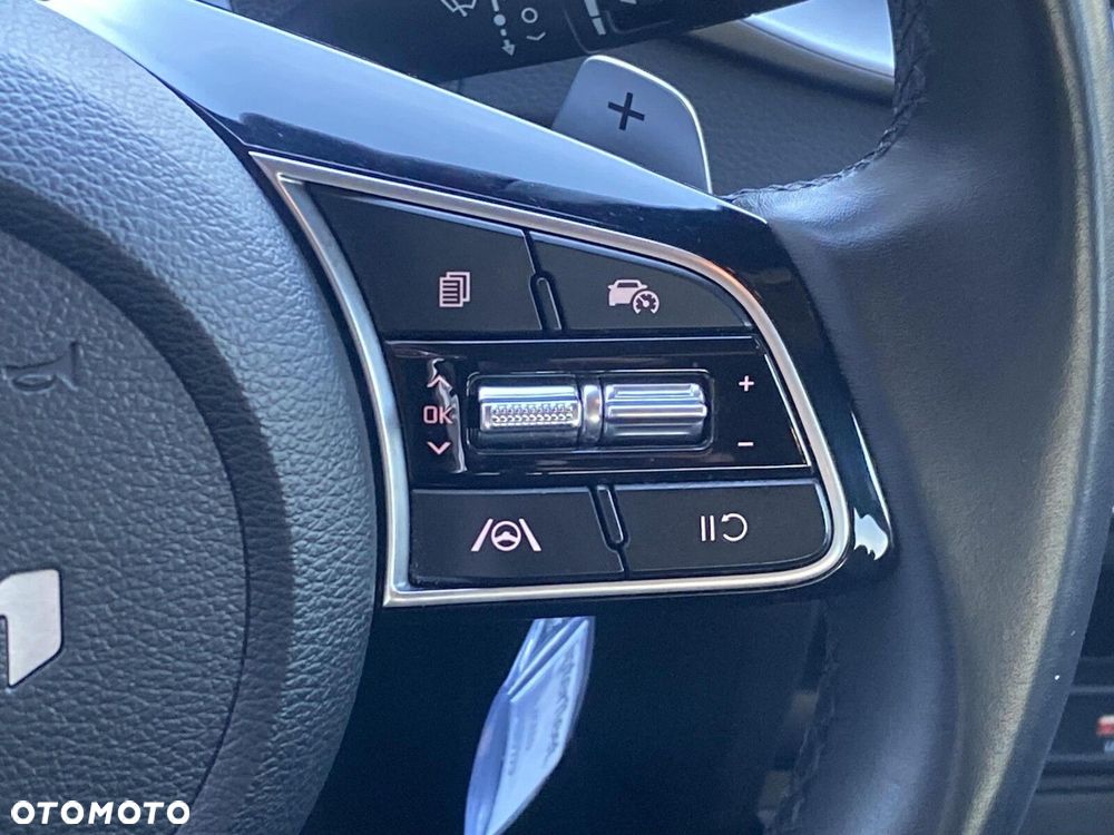 Kia XCeed - 13