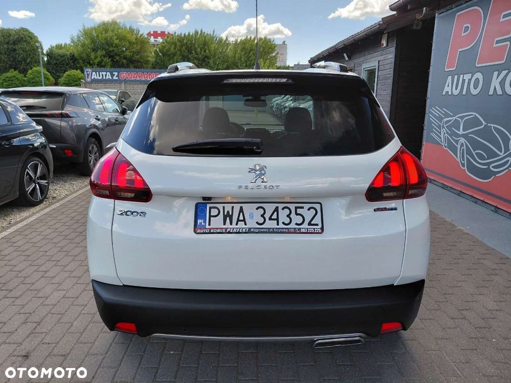 Peugeot 2008 - 7