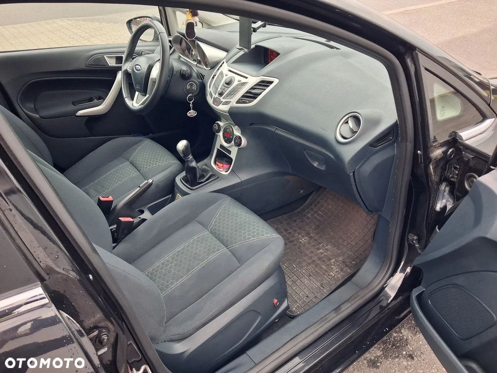 Ford Fiesta 1.25 Titanium - 13