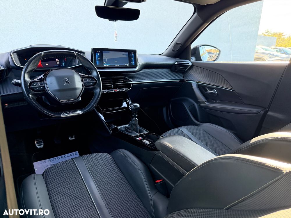 Peugeot 2008 - 18