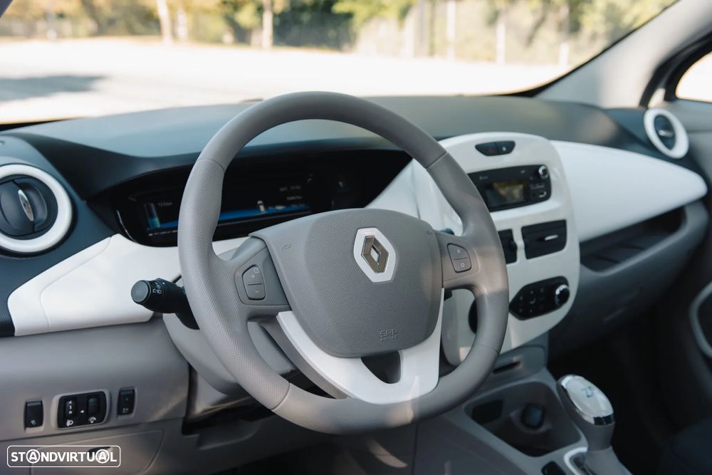 Renault Zoe (c/ Bateria) Life 40 Q90 - 12