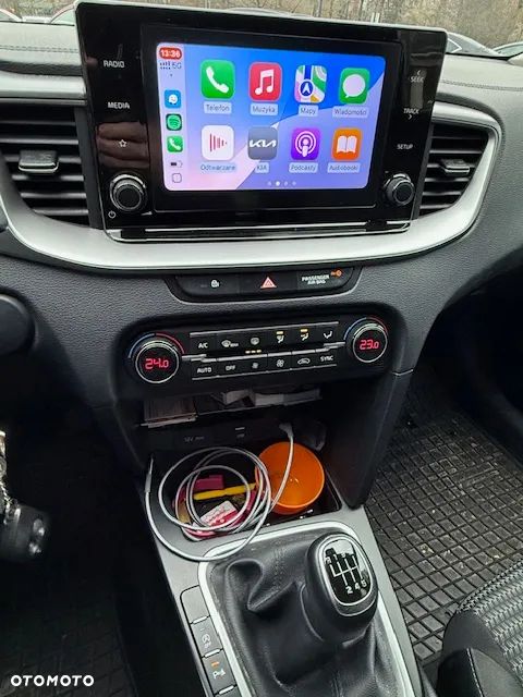 Kia Ceed 1.5 T-GDI M - 10