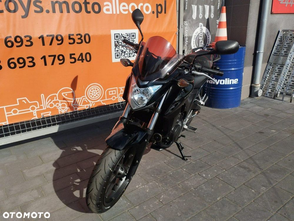 Honda CB - 2