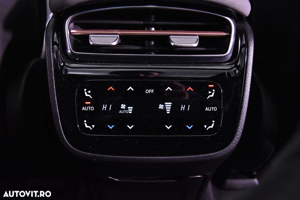 Mercedes-Benz EQS - 24