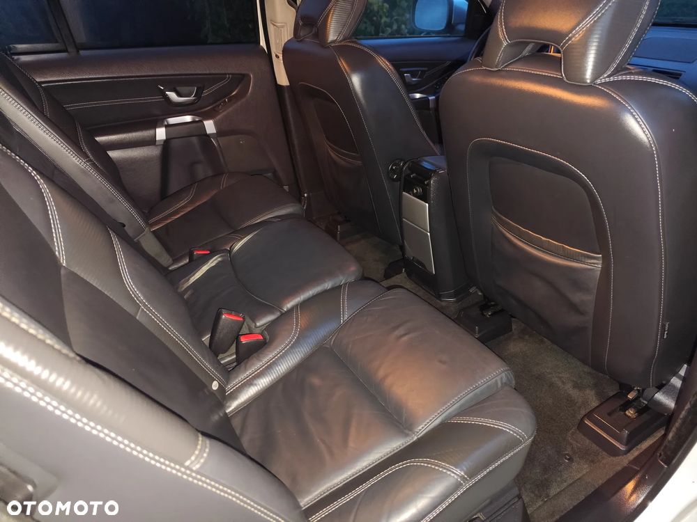 Volvo XC 90 3.2 AWD R-Design - 17