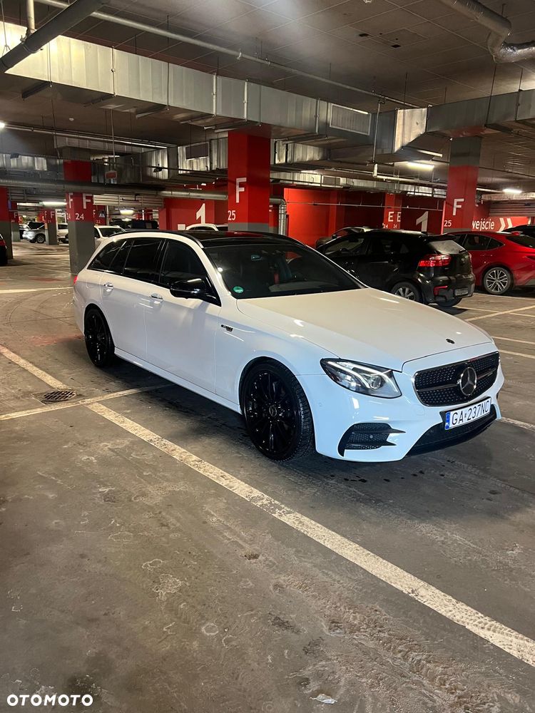 Mercedes-Benz Klasa E 43 AMG 4-Matic - 3