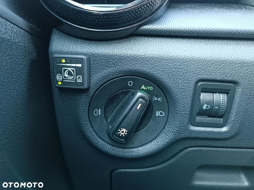 Skoda Fabia 1.0 Active - 9