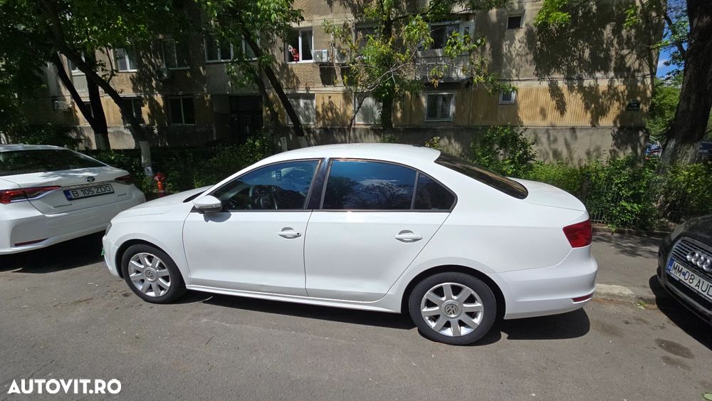 Volkswagen Jetta 1.2 TSI Comfortline - 6