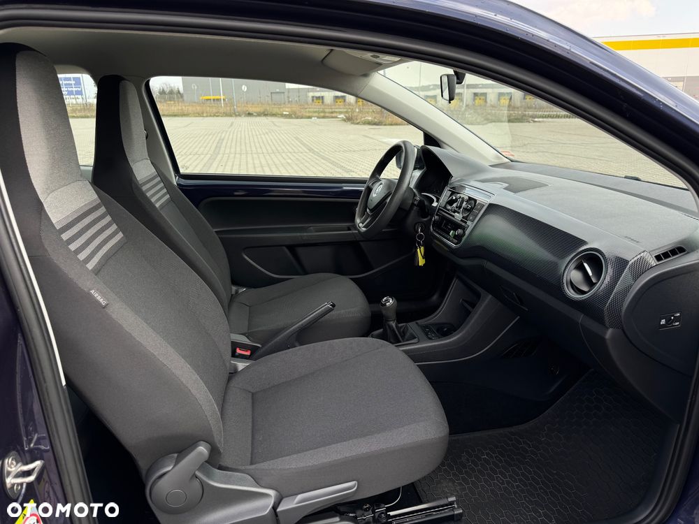 Volkswagen up! 1.0 high - 8