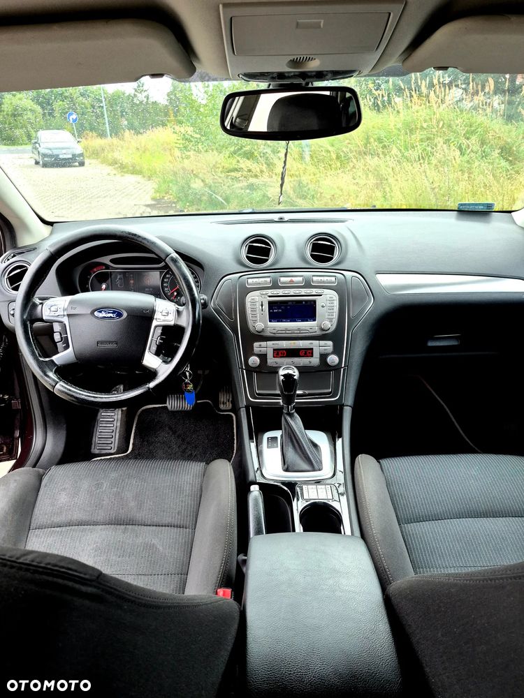Ford Mondeo 2.0 TDCi Ambiente - 8