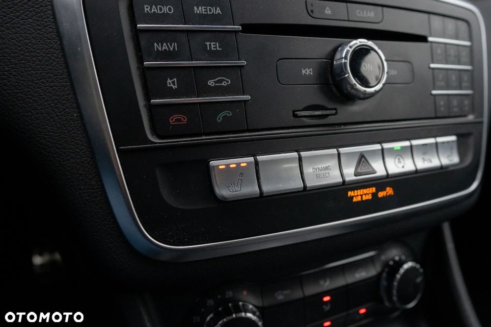 Mercedes-Benz GLA 180 7G-DCT Edition 1 - 20