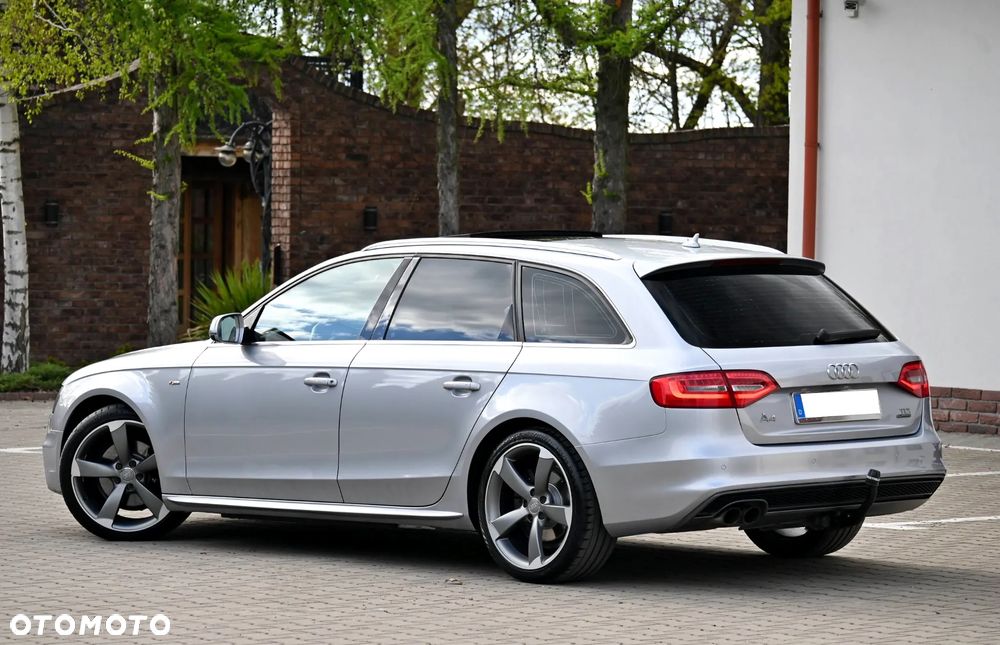 Audi A4 Avant 2.0 TDI Quattro Line S tronic - 16