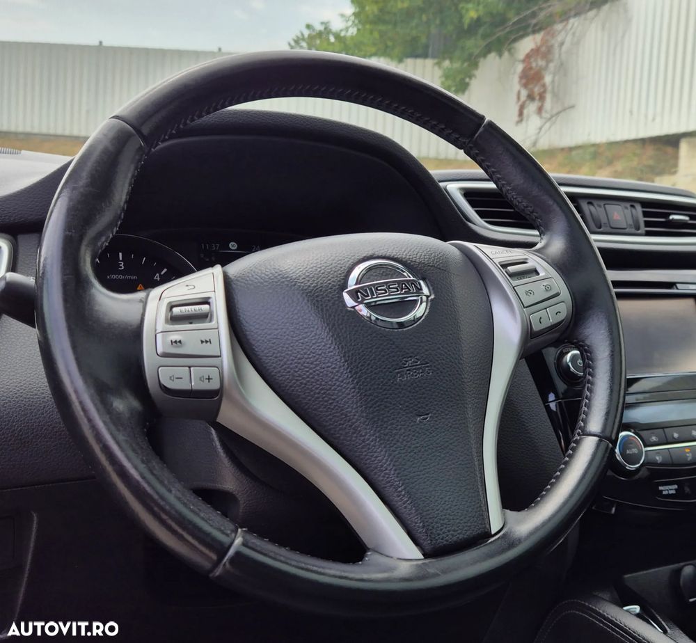 Nissan Qashqai 1.5 DCI TEKNA - 15