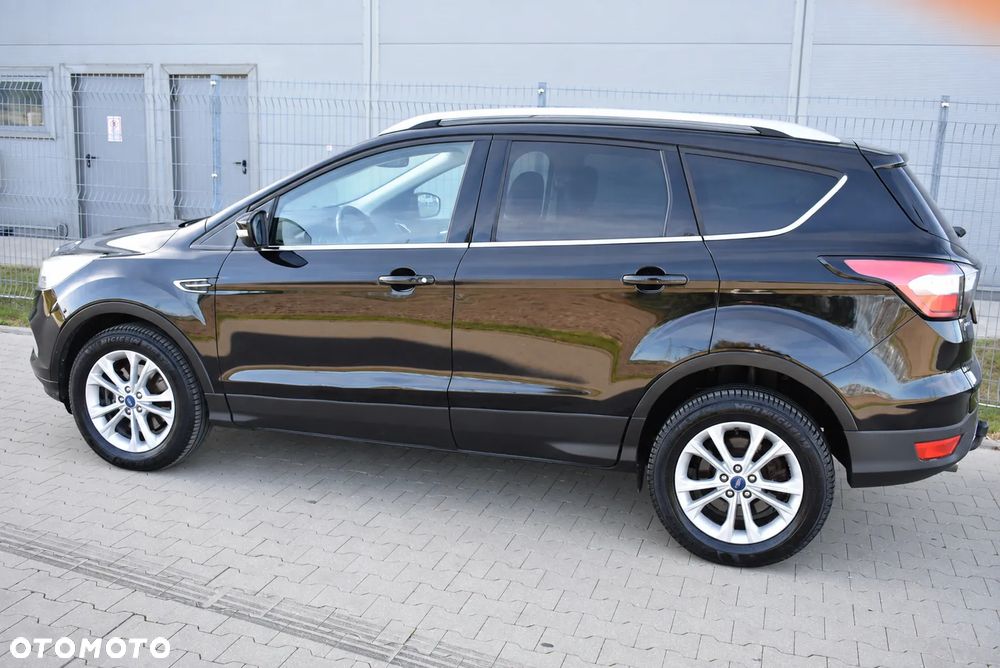 Ford Kuga 2.0 TDCi 2x4 Titanium - 9