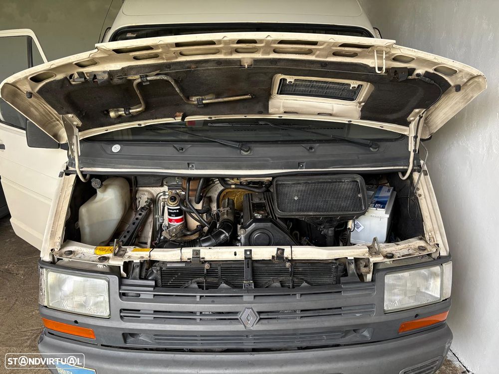 Renault Trafic - 2