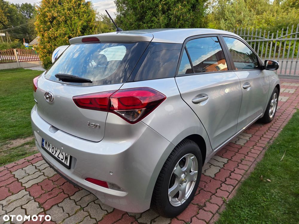 Hyundai i20 1.4 Classic + - 6