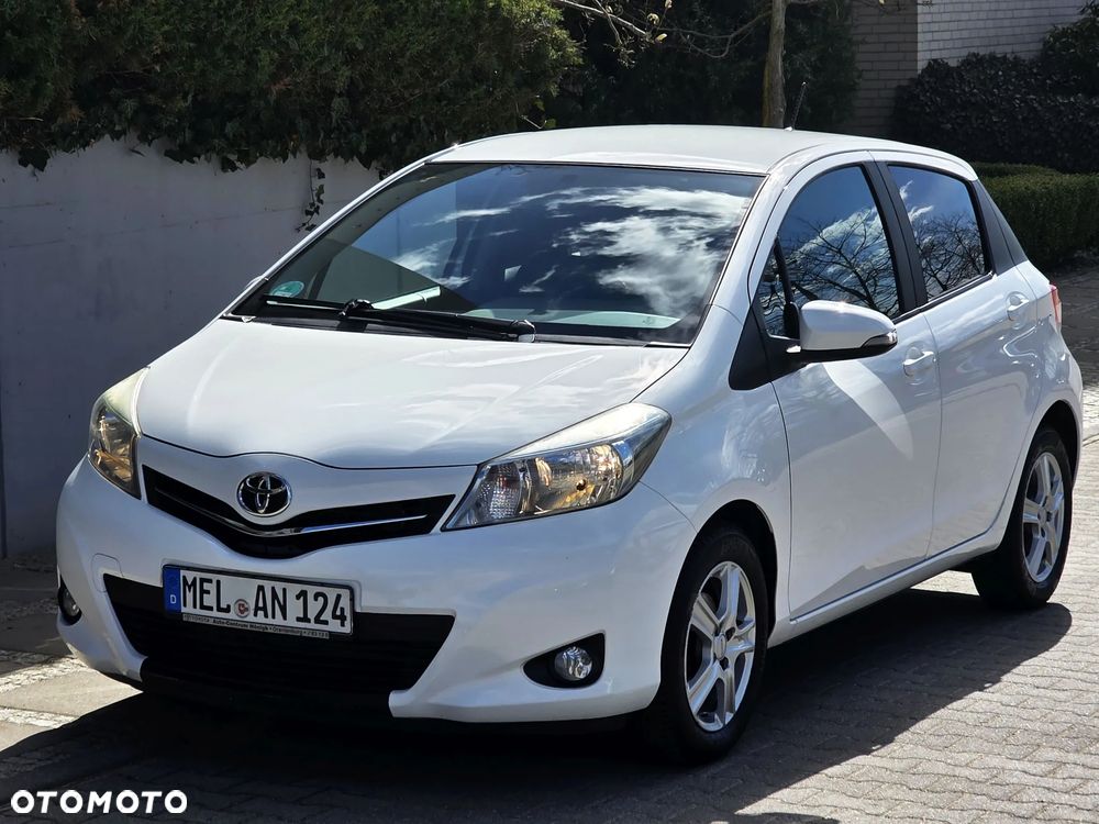 Toyota Yaris 1.33 VVT-i Edition 2014 - 1