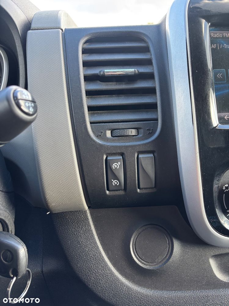 Renault Trafic - 18