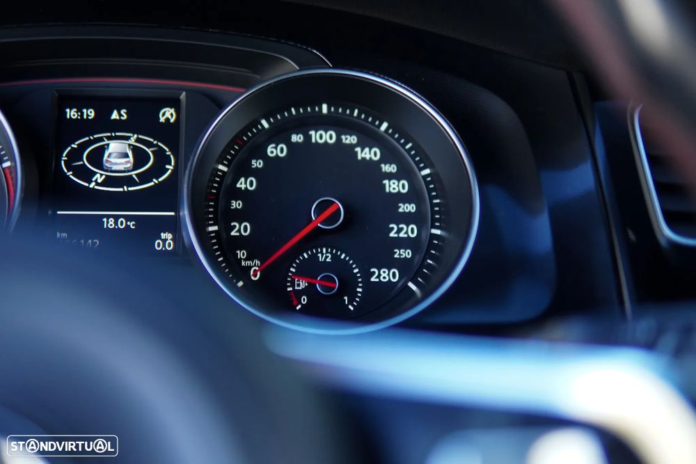 VW Golf GTI Performance BlueMotion - 52