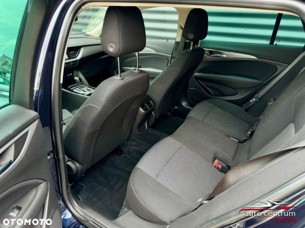Opel Insignia - 26