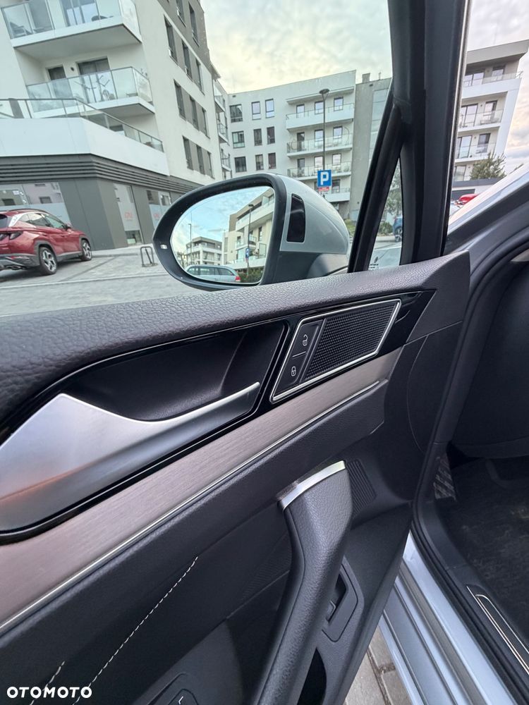 Volkswagen Passat 1.5 TSI EVO Elegance DSG - 12