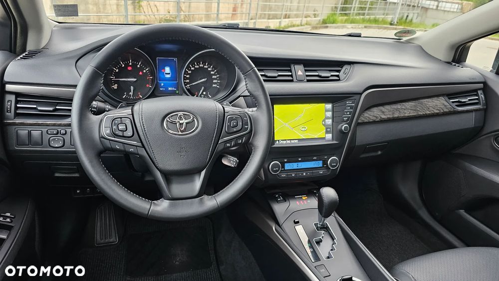 Toyota Avensis 1.8 Multidrive S Executive - 11
