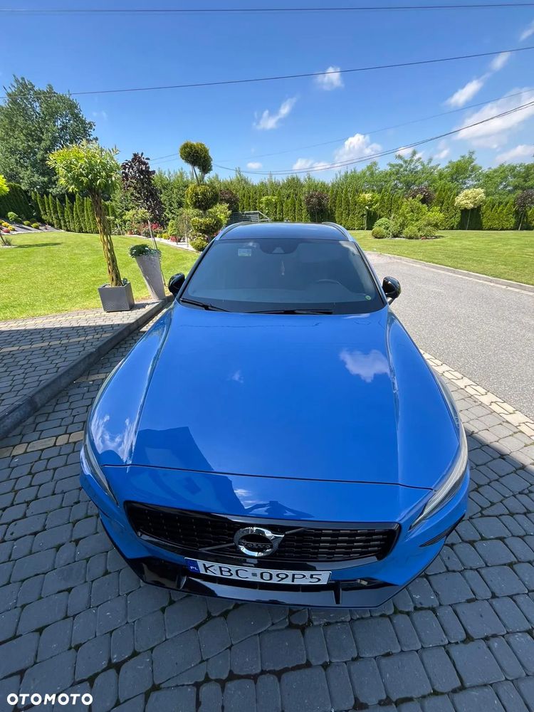 Volvo V60 D4 R-Design - 3