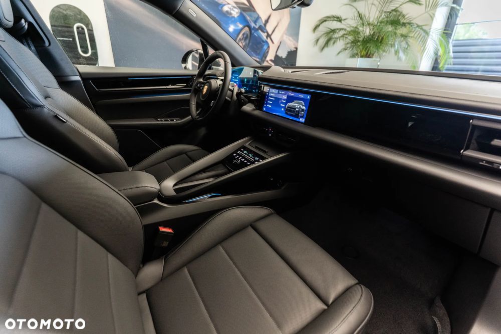 Porsche Macan - 15