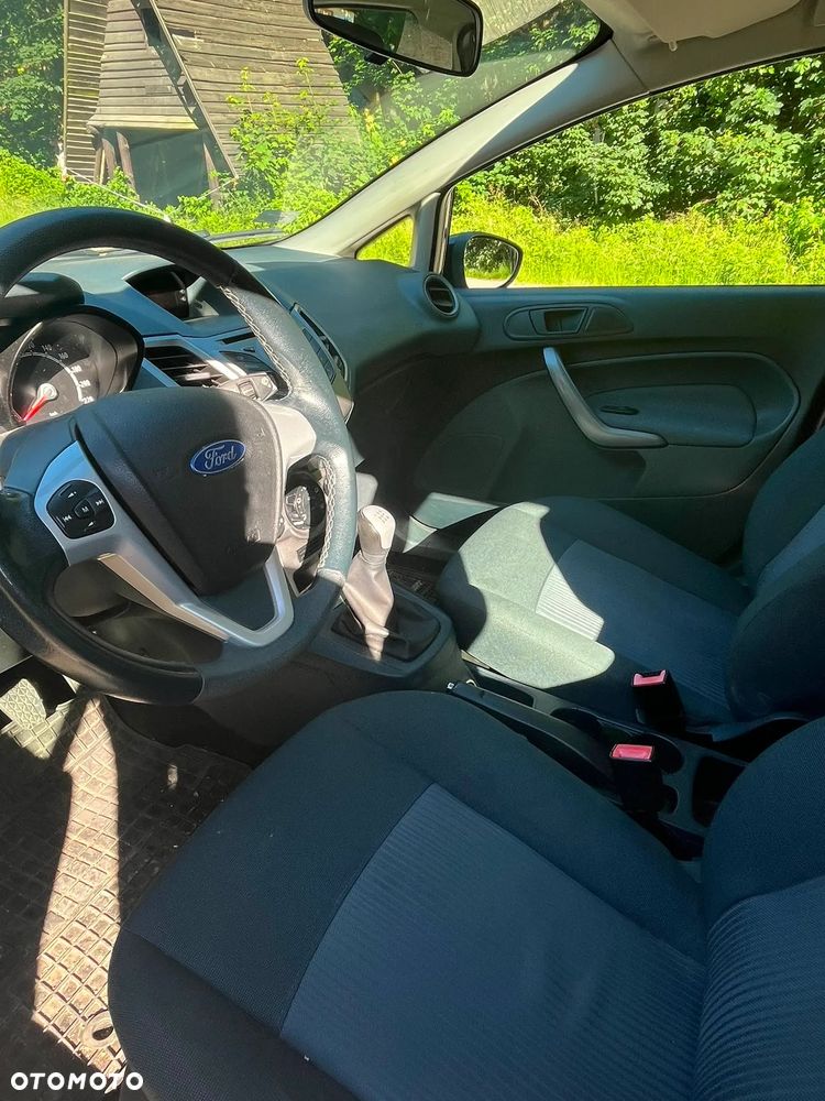 Ford Fiesta 1.25 Ambiente - 9