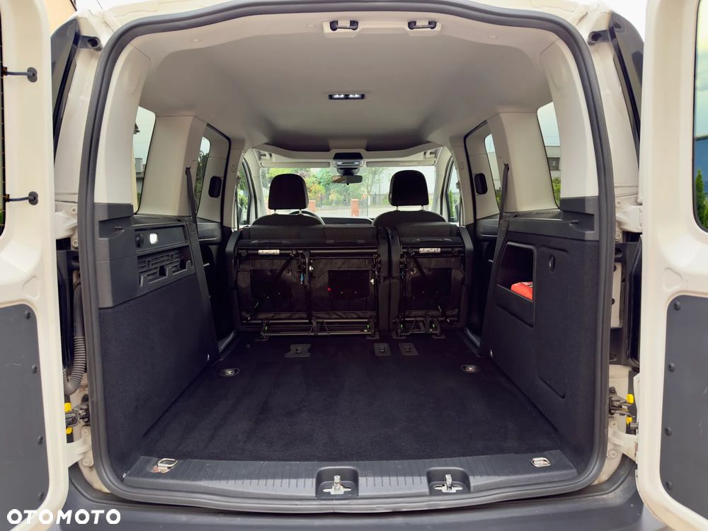 Volkswagen Caddy 2.0 TDI Comfortline - 10