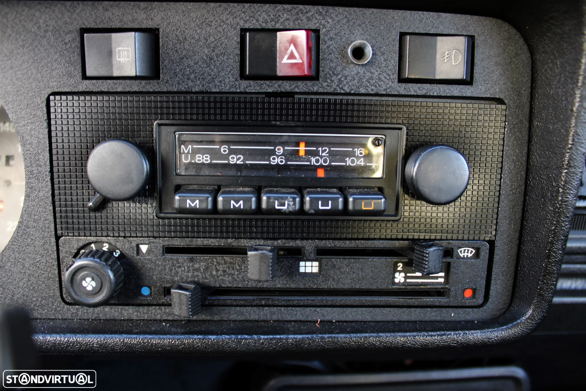 VW Golf - 29