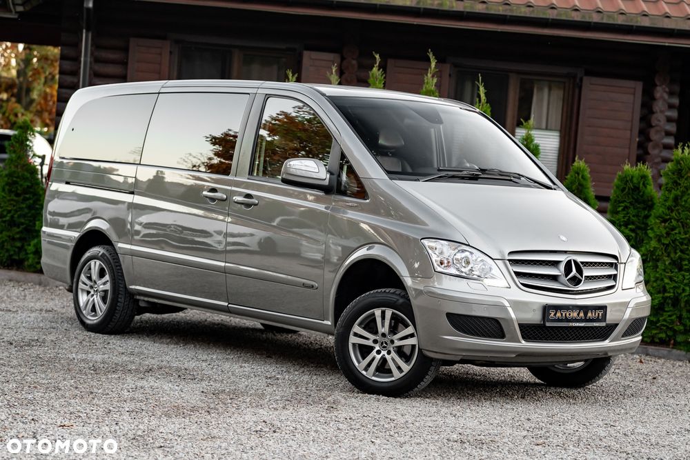 Mercedes-Benz Viano 2012 photo 4