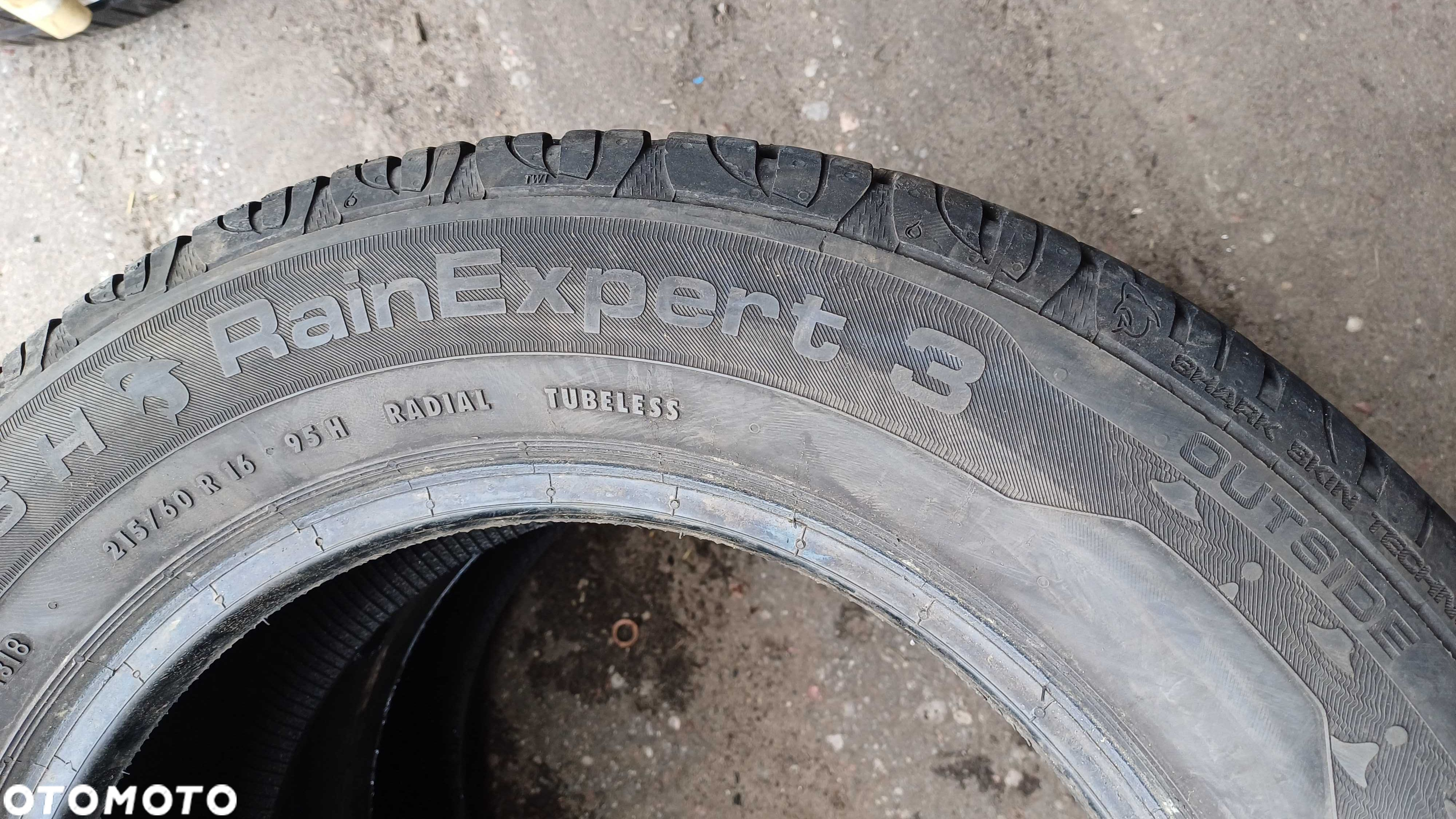 Uniroyal RainExpert 3 215/60 R16 95H 2018r - 5